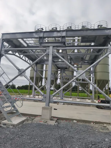 Usine dans le 40